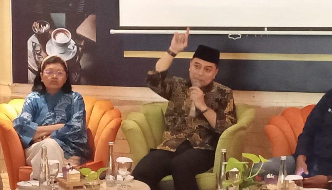 Stikosa AWS di Undang Acara Sulaturrahmi Wali Kota Surabaya dengan Pemred Media
