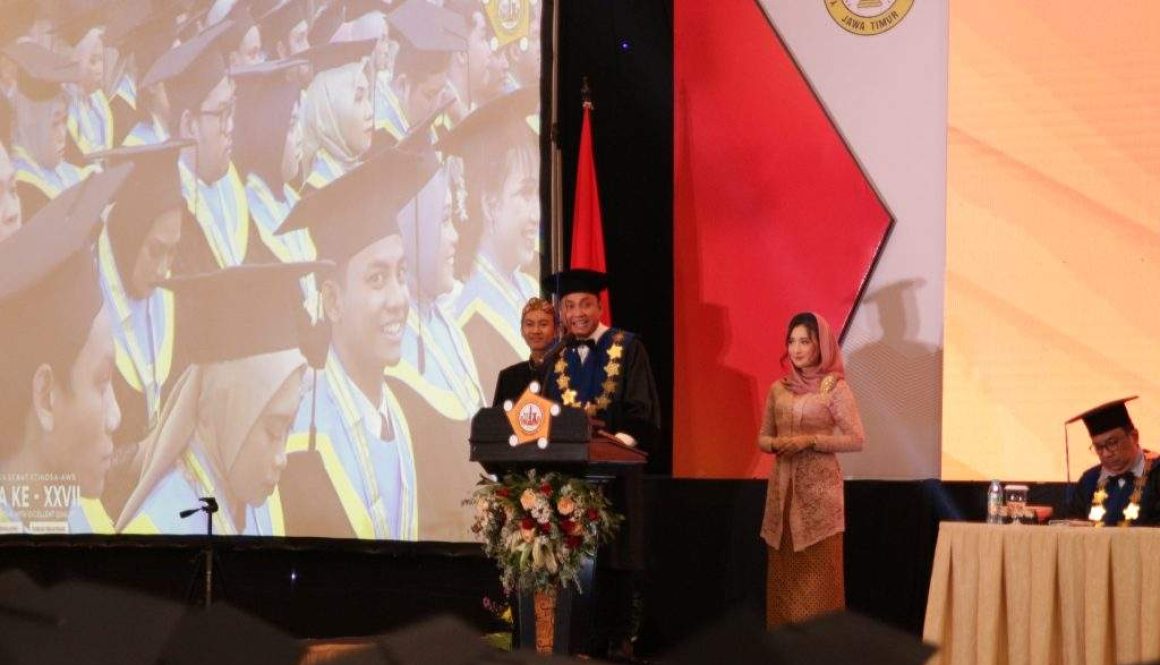 wisuda XXVII