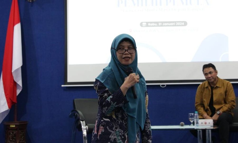 Kominfo Jatim dan Stikosa AWS Gelar Sosialisasi Literasi Digital Pemilih Gen Z Sebagai Fondasi Masa Depan Bangsa