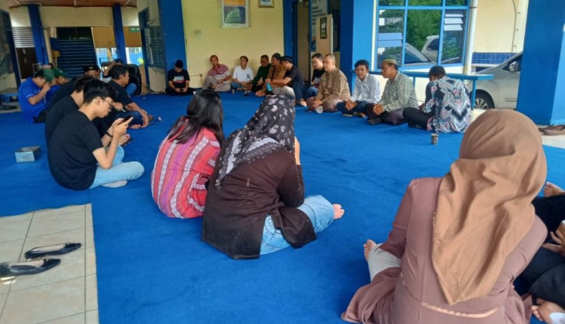 Gelar Halal Bihalal, Stikosa AWS Bersiap Sambut Asesmen Lapangan Akreditasi Prodi Ilmu Komunikasi - STIKOSA-AWS