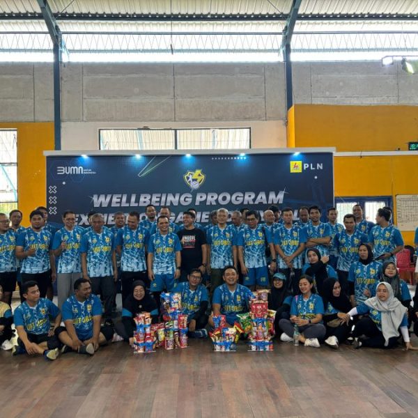 Exhibition Game Volly Ball Unit PLN di GOR Stikosa AWS - STIKOSA-AWS