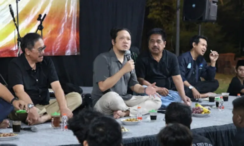 Majelis Ilmu Bang Bang Wetan di Stikosa AWS