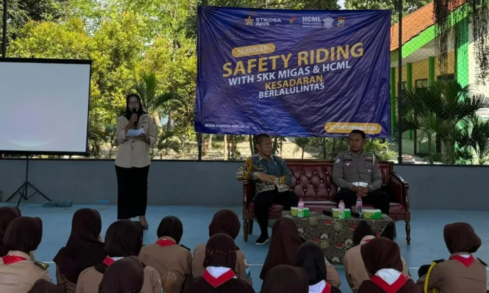 Stikosa AWS Bekerjasama dengan Polda Jatim Menyelenggarakan Kampanye Safety Riding