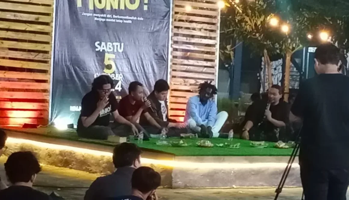 Undangan Terbuka Stikosa AWS di Acara MUNIO